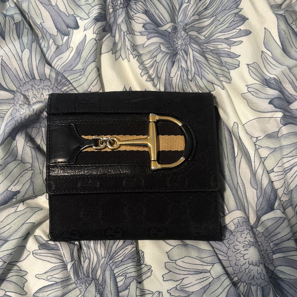 Black and Gold Men's Gucci Wallet
